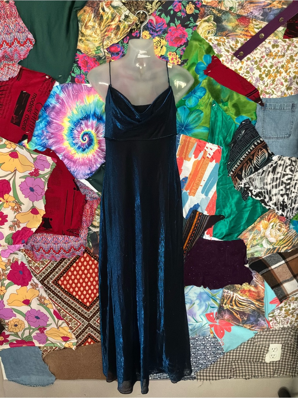 Elegant Navy Blue Velvet Slip Dress - Women's
